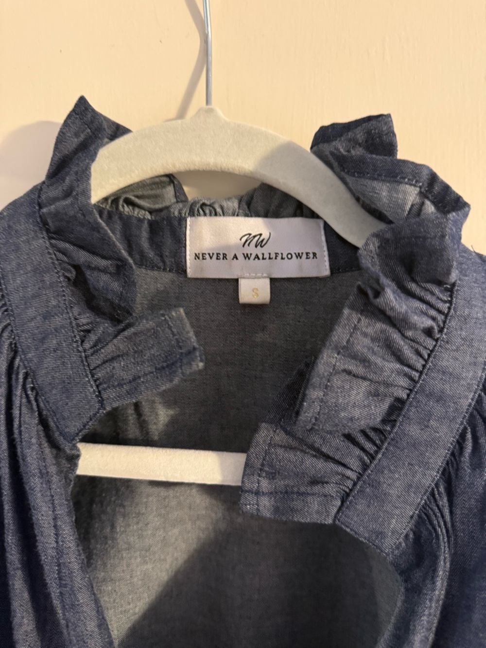 Never a Wallflower Denim Vicki Short Sleeve Top - Picture 2 of 3